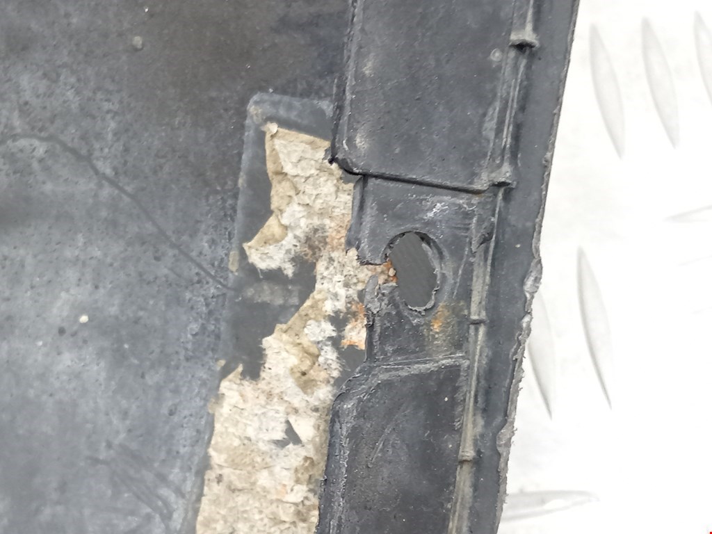 Юбка (губа) бампера задняя (заднего) KIA Sorento 2009-2021