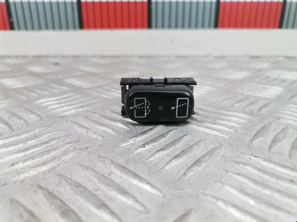 Кнопка подогрева (обогрева) заднего стекла Mercedes ML-Class (W163) (1997-2005)