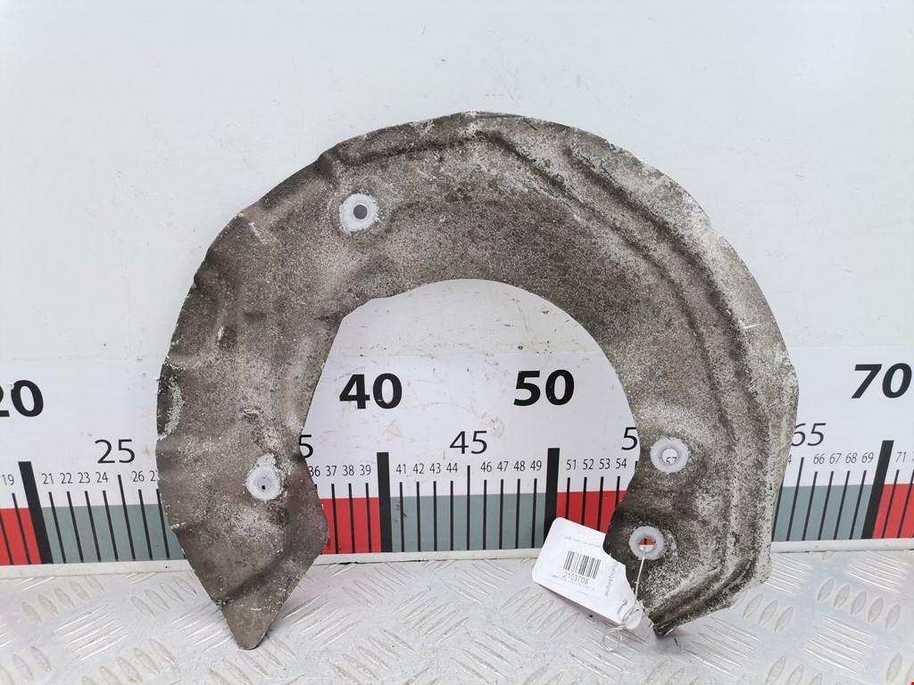 Кожух защитный тормозного диска BMW 1-Series (E81/E82/E87/E88) (2004-2014)