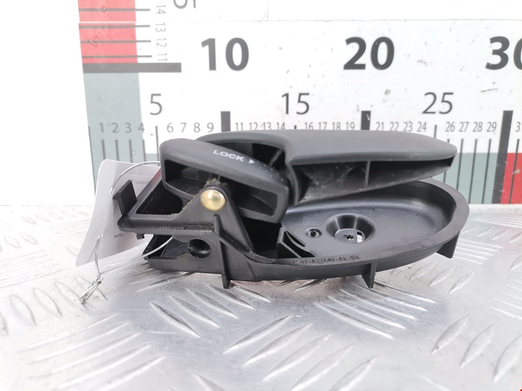 Ручка дверная задняя внутренняя левая FORD Focus I 1998-2005