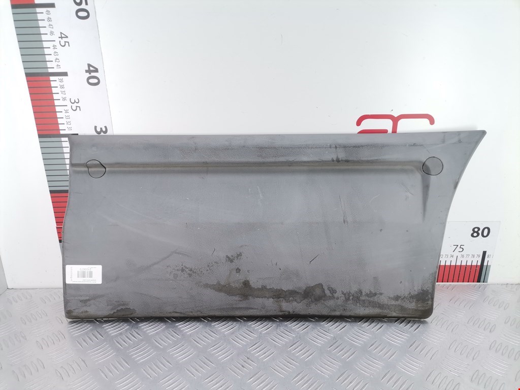 Накладка декоративная (молдинг) двери передней правой Iveco Daily 3 (1999-2006)