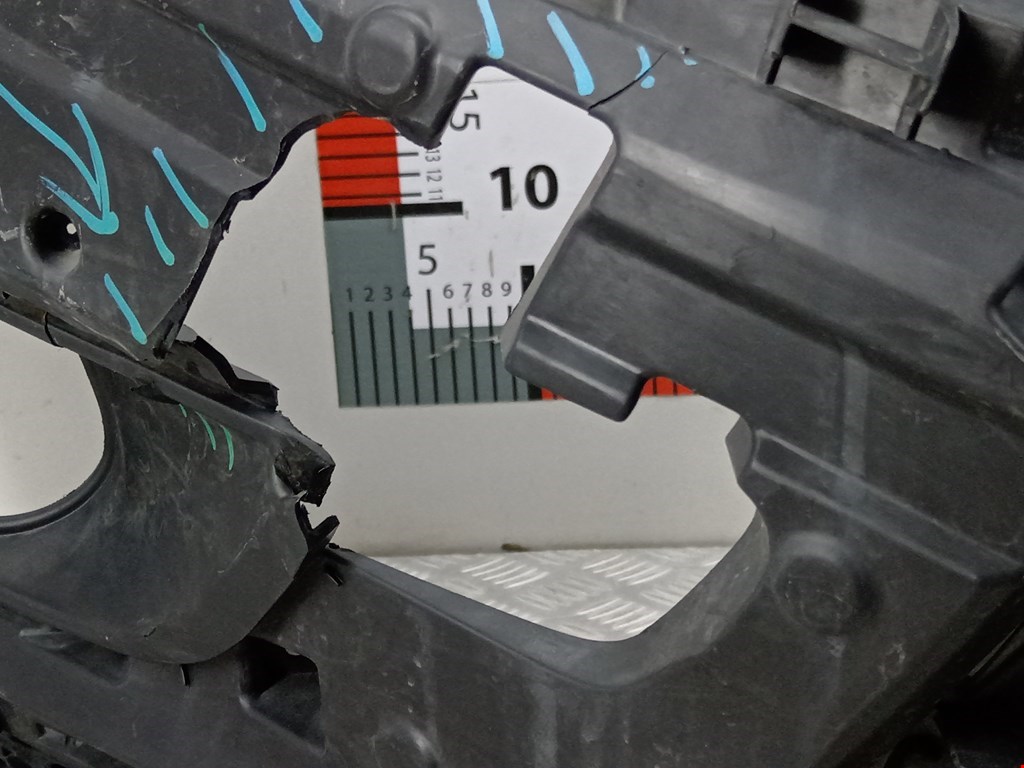 Бампер передний LADA (VAZ) Vesta I 2015-н.в.