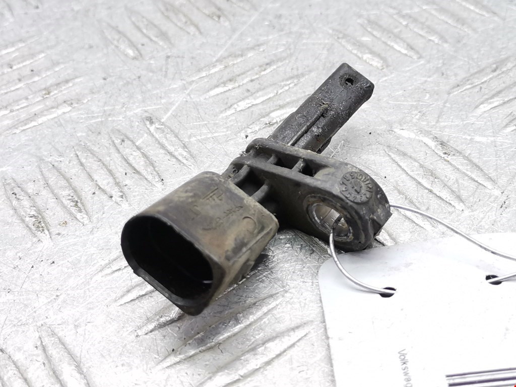 Датчик ABS передний левый VOLKSWAGEN Passat B7 2011-2015