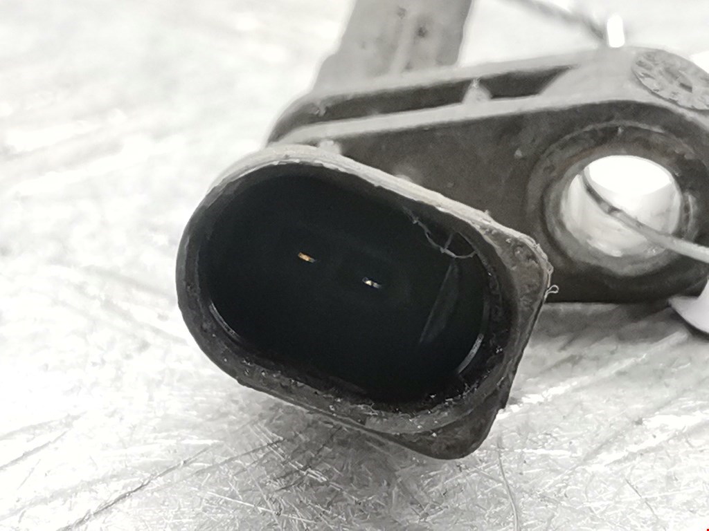 Датчик ABS передний левый VOLKSWAGEN Passat B7 2011-2015