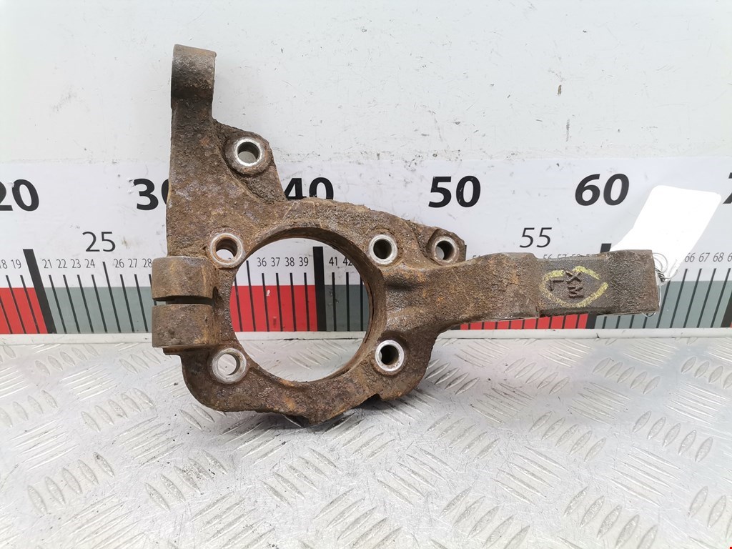 Кулак поворотный левый Hyundai Santa Fe 2 (CM) (2005-2012)