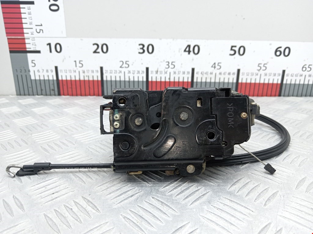 Замок двери передней правой VOLKSWAGEN Golf IV 1997-2003