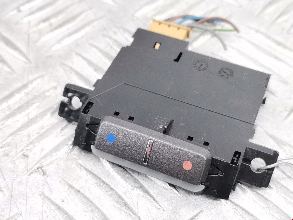 Кнопка многофункциональная VOLKSWAGEN Phaeton 2002-2016