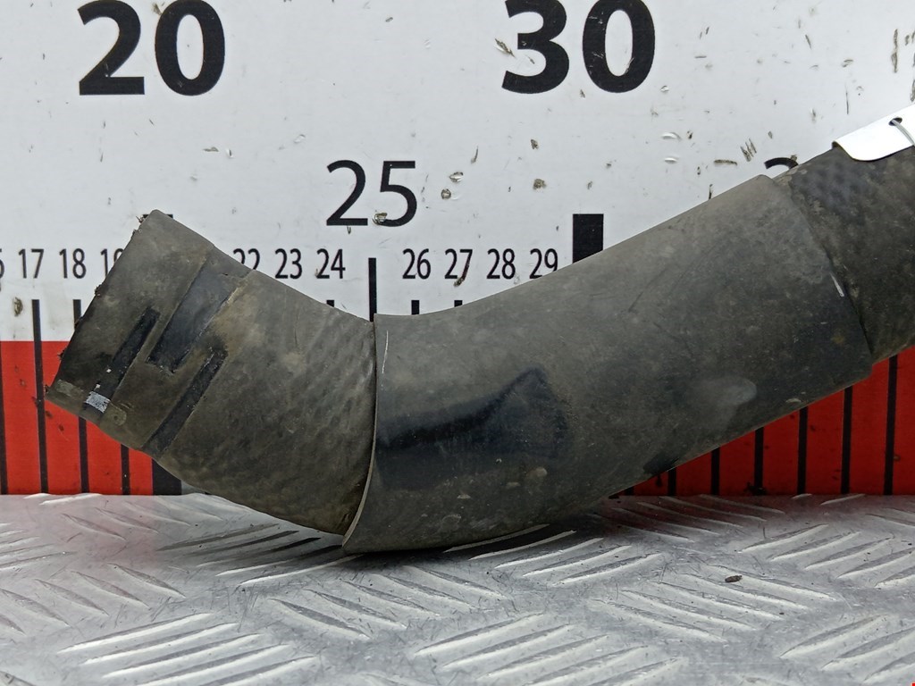 Патрубок MAZDA MPV LW 1999-2006