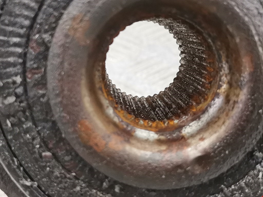 Ступица передняя левая/правая FORD Explorer 2011-2019