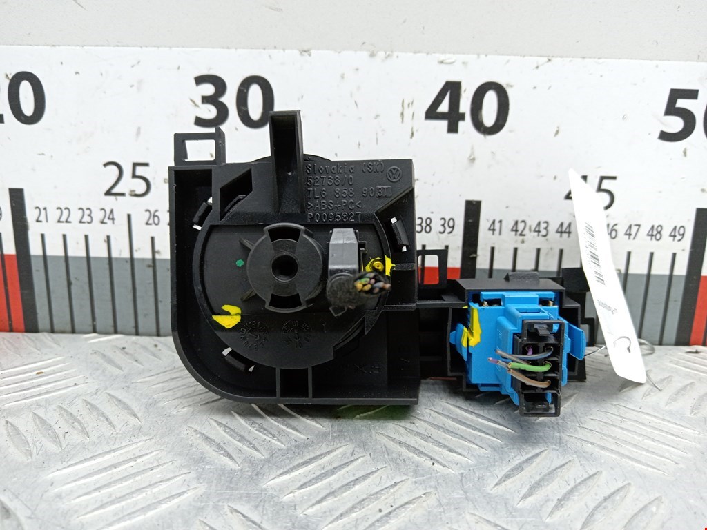 Переключатель света фар VOLKSWAGEN Touareg 2002-2010