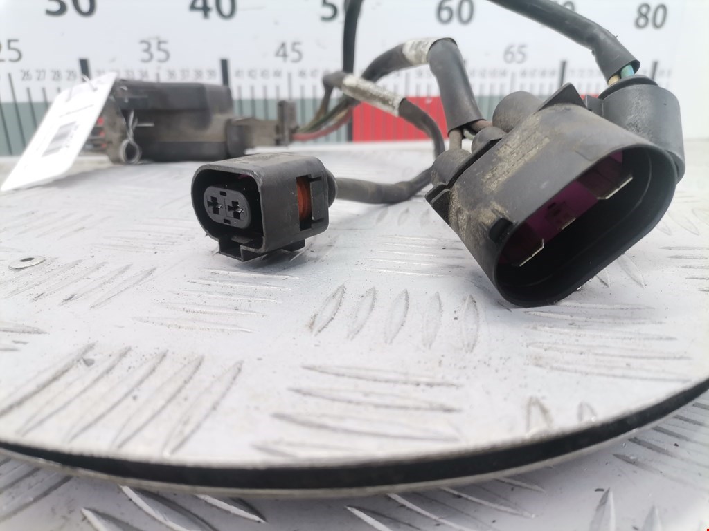 Блок управления вентилятором AUDI A4 B8 2007-2015