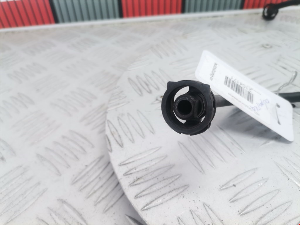 Патрубок AUDI A4 B8 2007-2015