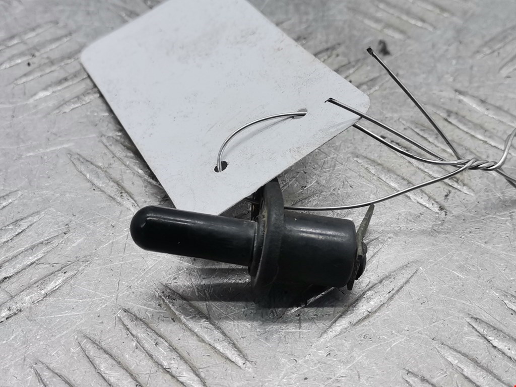 Выключатель концевой (концевик) FIAT Bravo 1995-2001