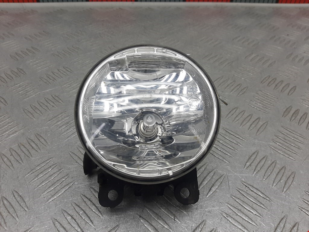 Фара противотуманная правая (ПТФ) RENAULT Sandero 2014-2022