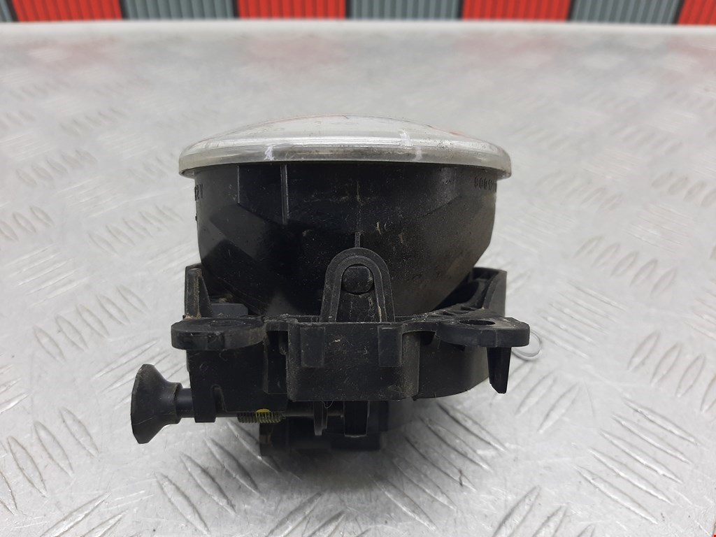 Фара противотуманная правая (ПТФ) RENAULT Sandero 2014-2022