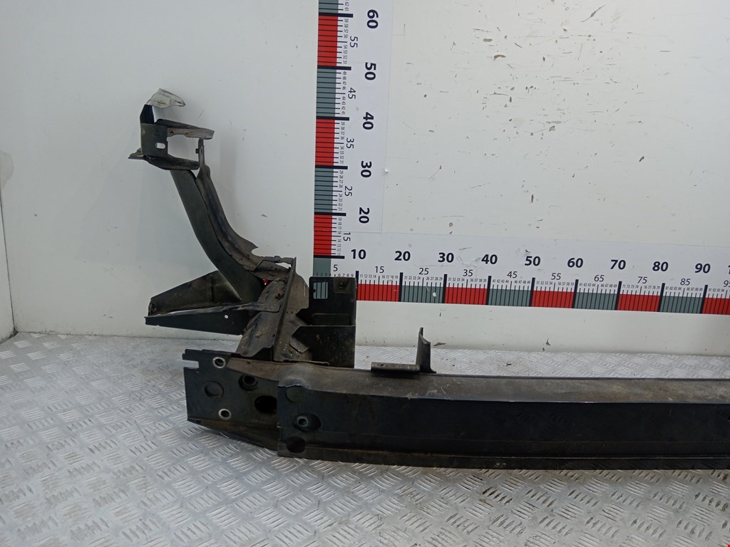 Усилитель переднего бампера (передний) VOLVO XC90 2002-2014