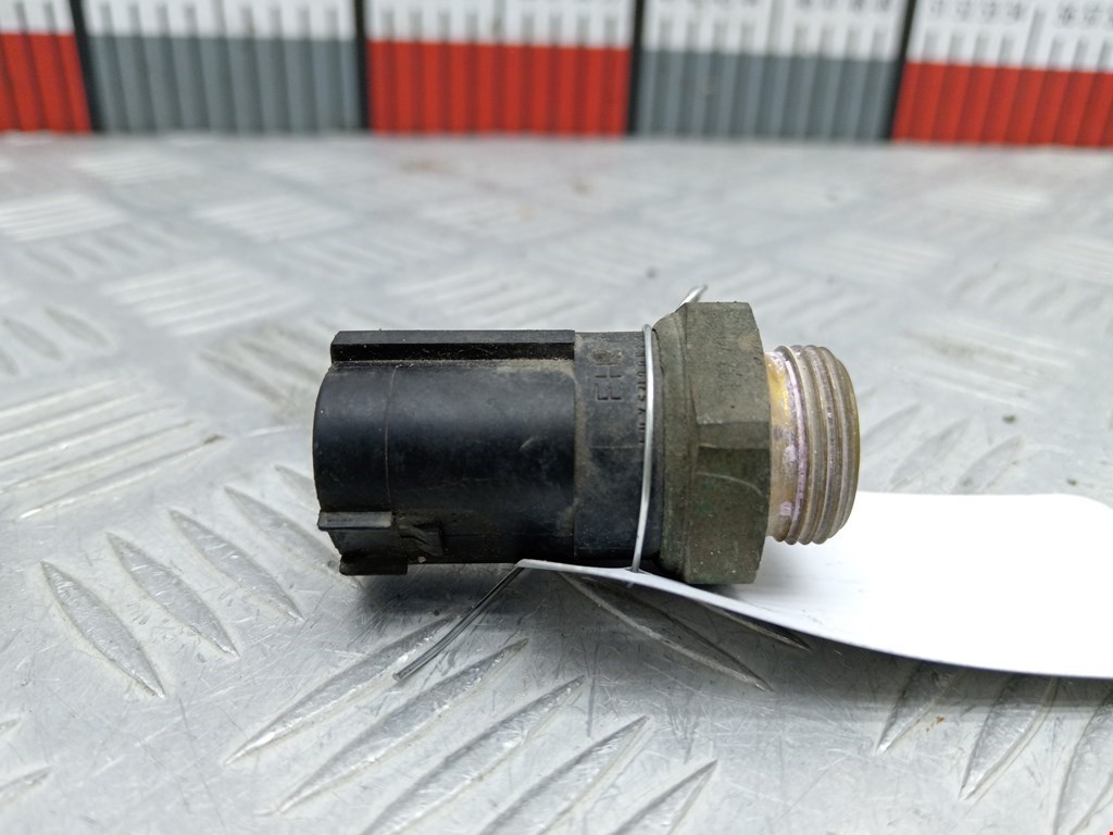 Датчик температуры (охлаждающей жидкости) AUDI TT 8N 1998-2006