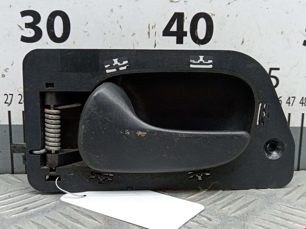 Ручка дверная передняя внутренняя левая RENAULT Laguna 1993-2000