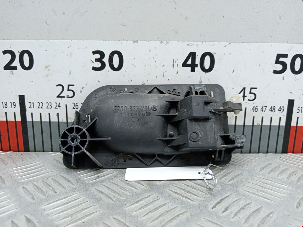 Ручка дверная передняя внутренняя левая RENAULT Laguna 1993-2000