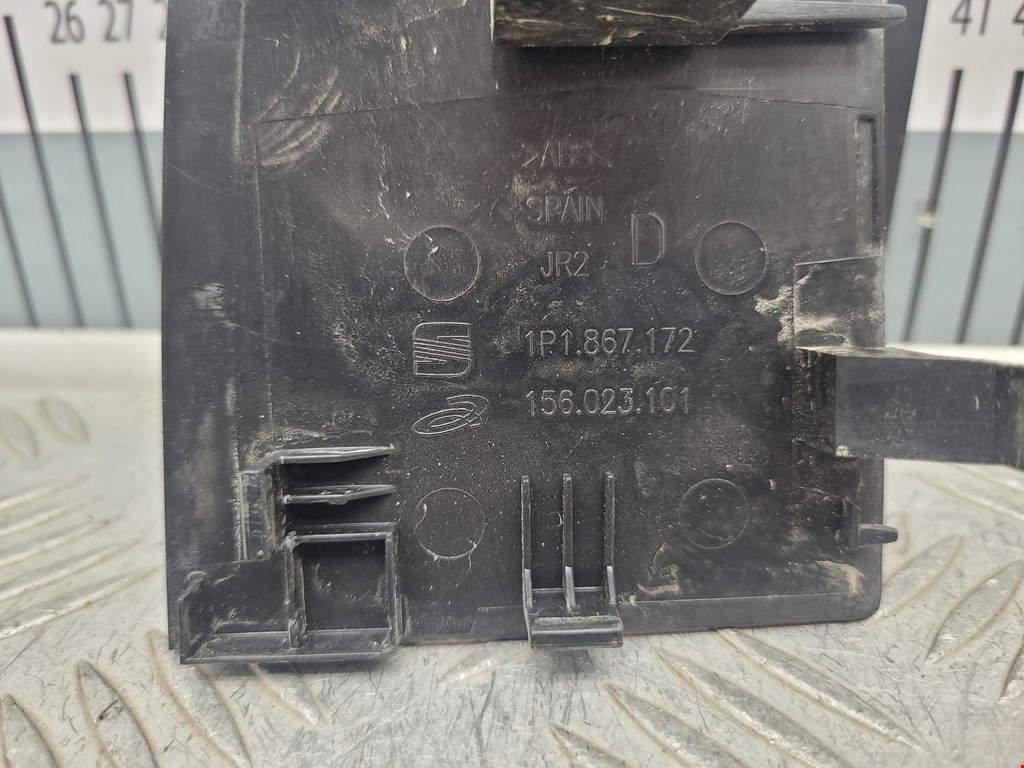 Кнопка стеклоподъемника SEAT Leon 2005-2012