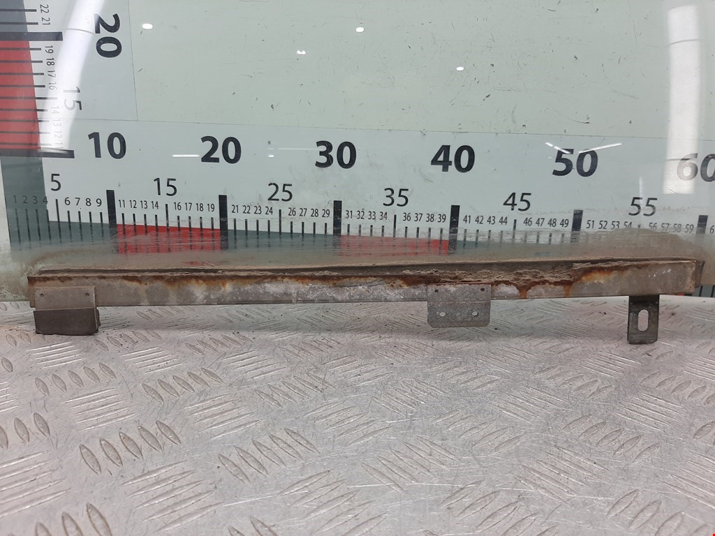 Стекло двери заднее правое VOLKSWAGEN Passat B3 1988-1993