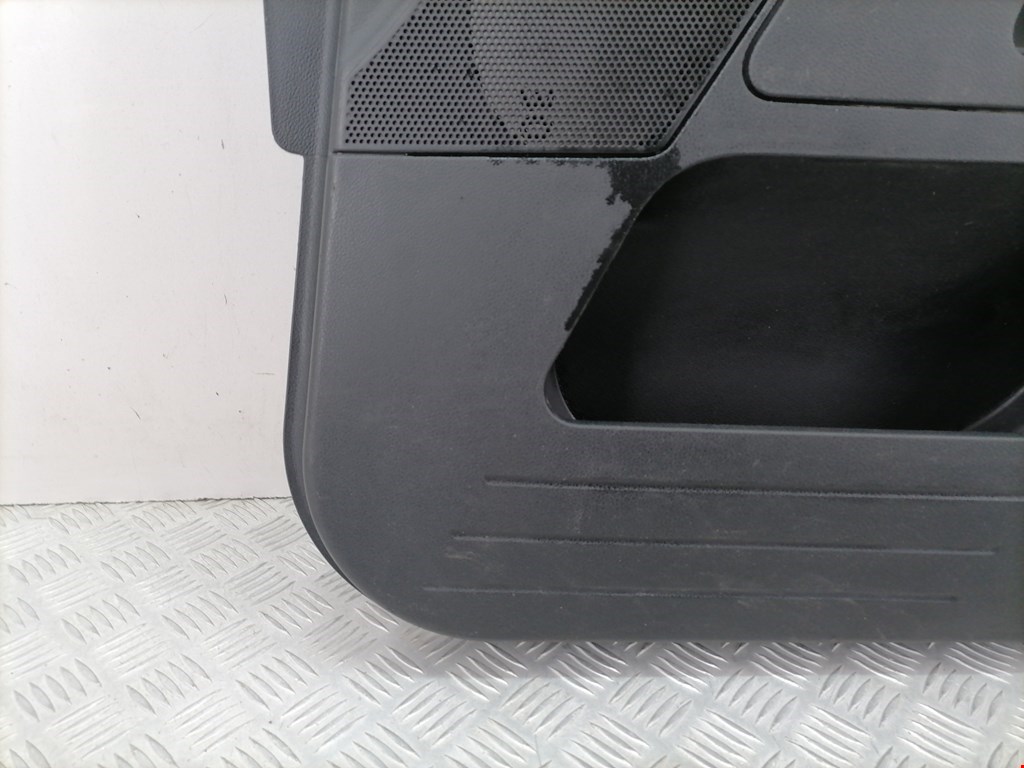 Обшивка двери передняя правая FORD Fusion 2002-2012