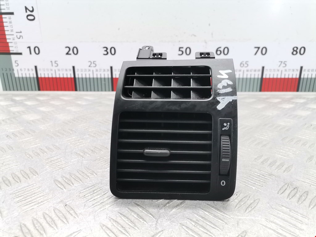 Дефлектор воздушный VOLKSWAGEN Touran 2003-2010