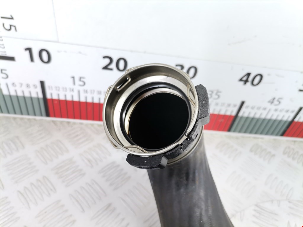 Патрубок интеркулера MERCEDES-BENZ C-Class C-klasse W204 2007-2015