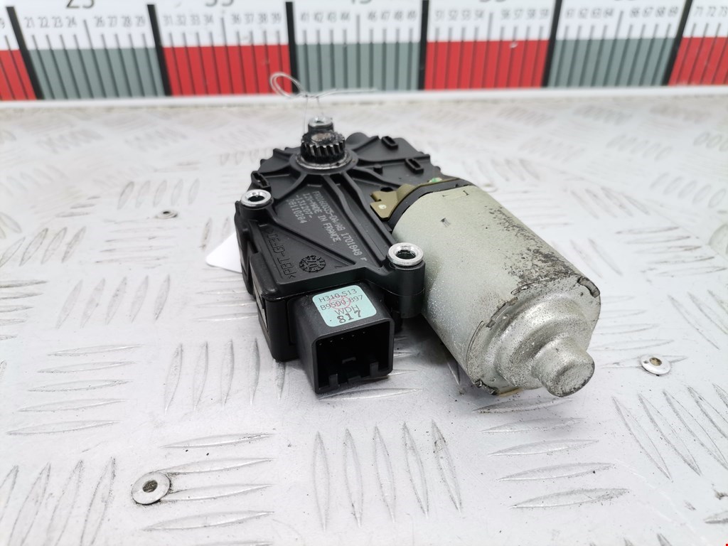 Моторчик люка (мотор двигатель электролюка) RENAULT Koleos HY 2008-2016