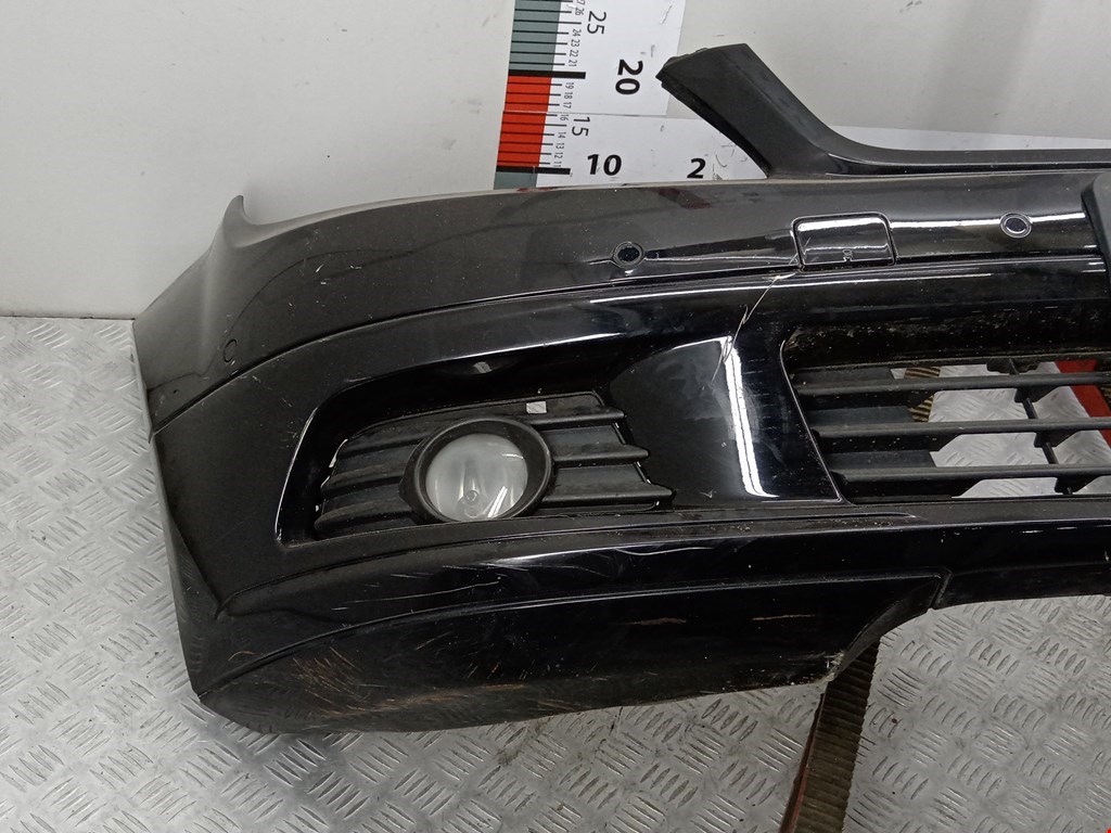 Бампер передний MERCEDES-BENZ C-Class C-klasse W204 2007-2015