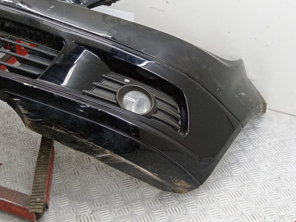 Бампер передний MERCEDES-BENZ C-Class C-klasse W204 2007-2015