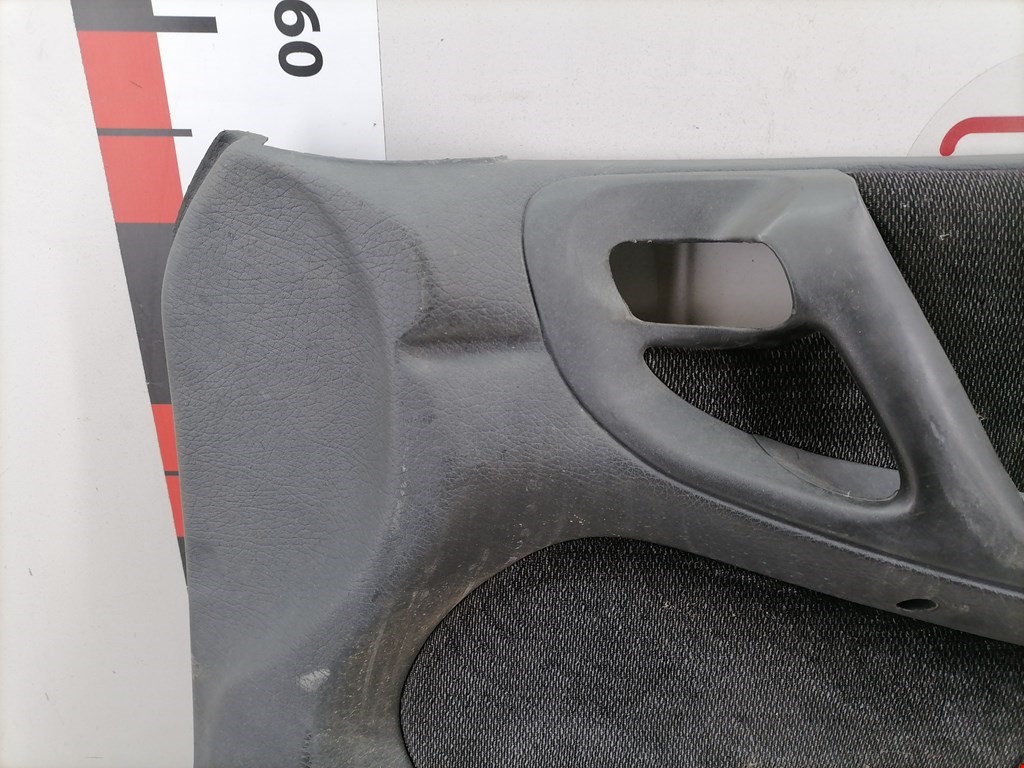 Обшивка двери передняя правая OPEL Astra F 1991-2000