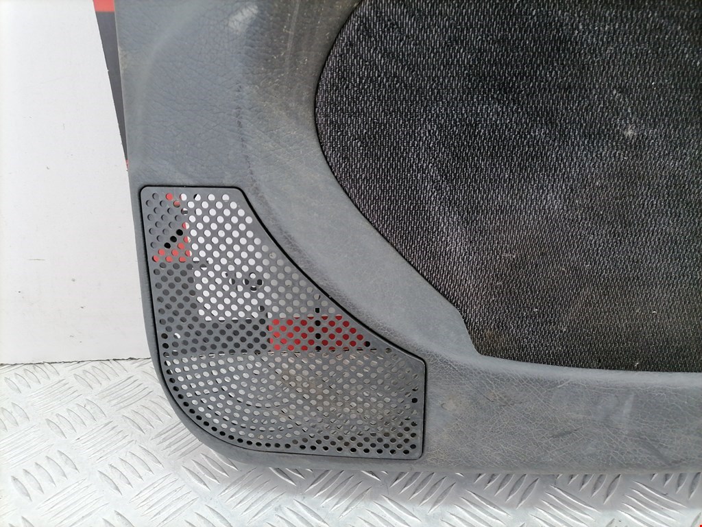 Обшивка двери передняя правая OPEL Astra F 1991-2000