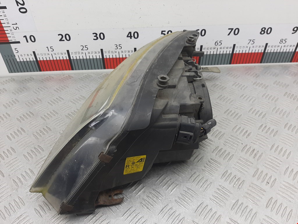 Фара правая SEAT Alhambra 1996-2010