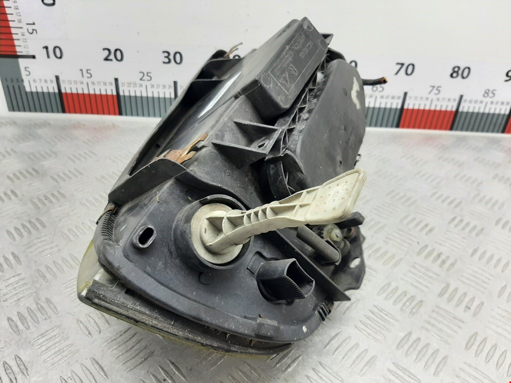 Фара правая SEAT Alhambra 1996-2010