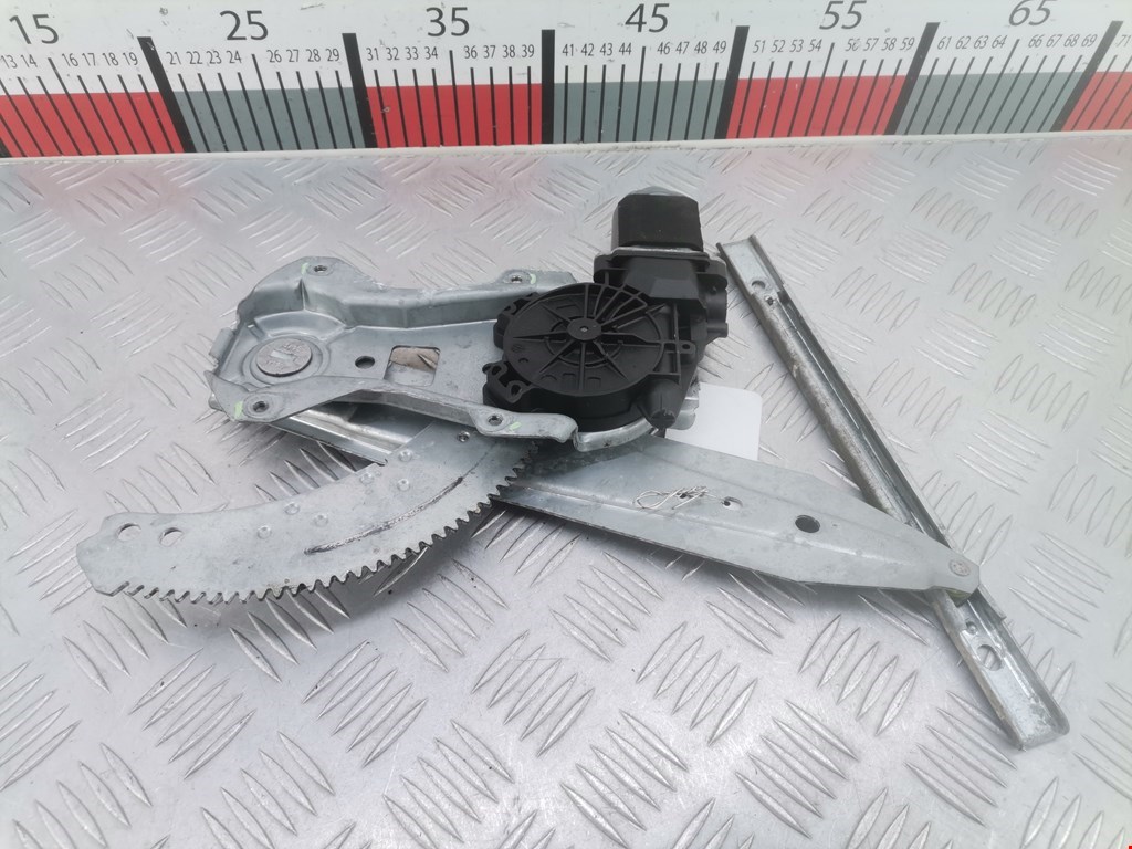 Стеклоподъемник задний правый NISSAN Note E11 2005-2014