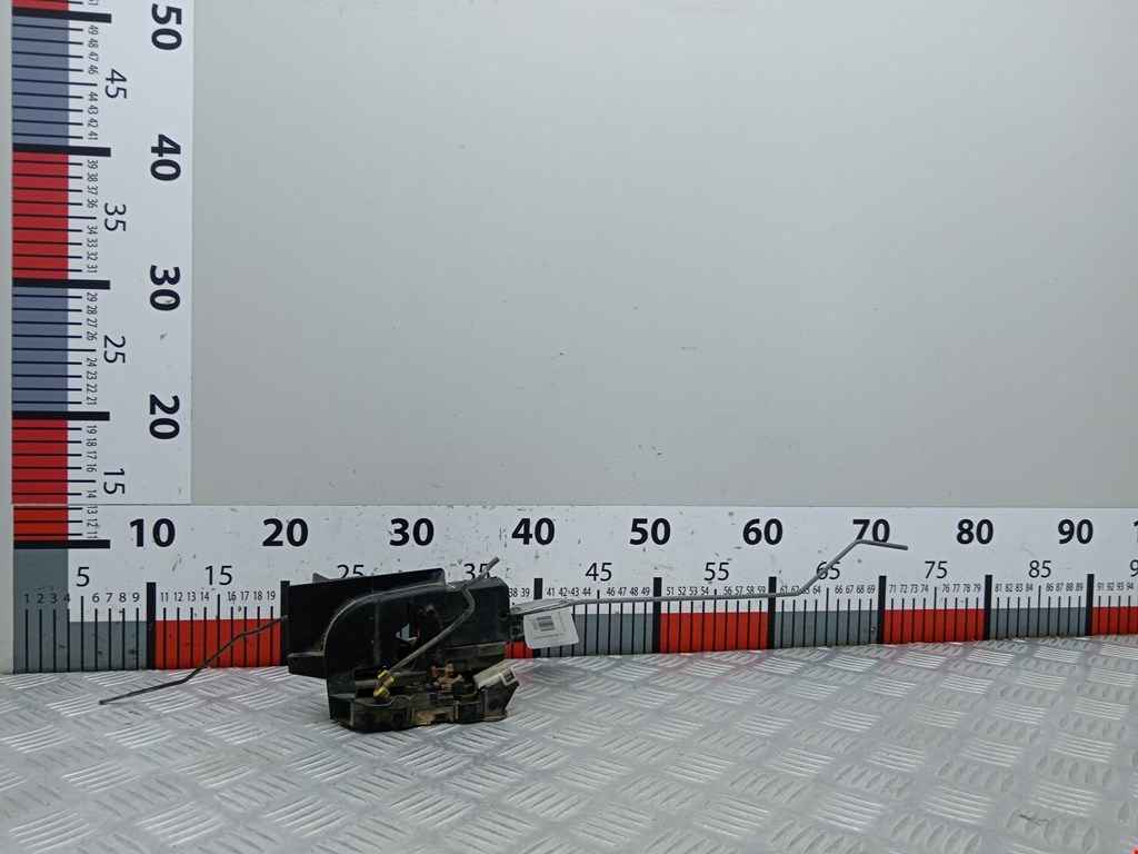 Замок двери передней правой RENAULT Laguna 1993-2000