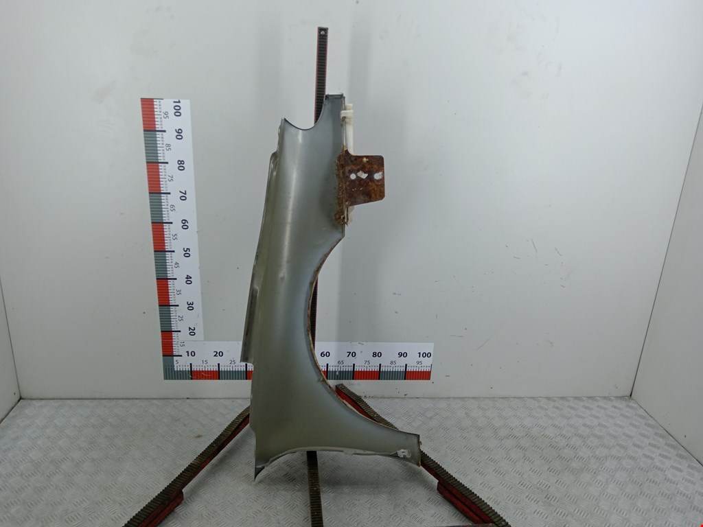 Крыло переднее левое RENAULT Laguna 1993-2000