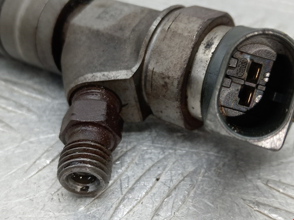 Форсунка дизельная электрическая BMW 7er 7 серия E65/E66 2001-2008