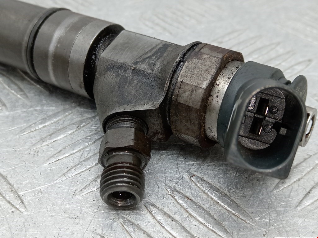 Форсунка дизельная электрическая BMW 7er 7 серия E65/E66 2001-2008