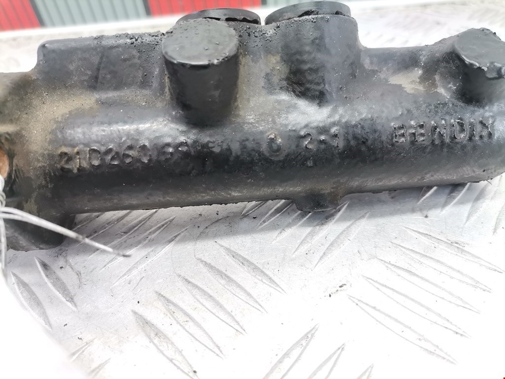 Цилиндр тормозной главный MERCEDES-BENZ Vito W638 1996-2003