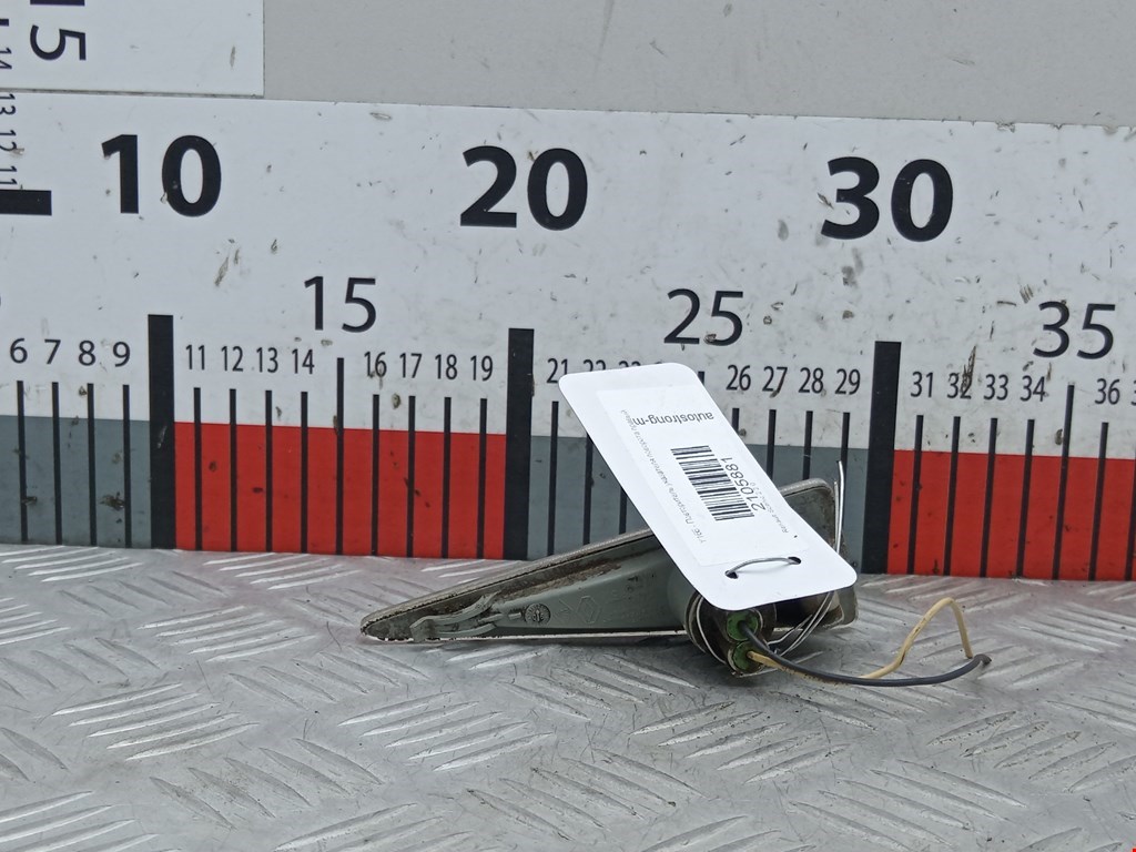 Повторитель на крыло RENAULT Scenic II 2003-2010