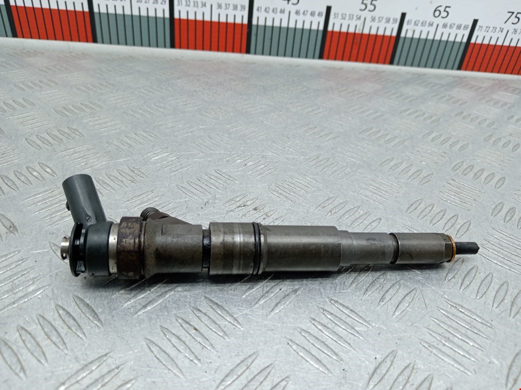 Форсунка дизельная электрическая BMW 7er 7 серия E65/E66 2001-2008