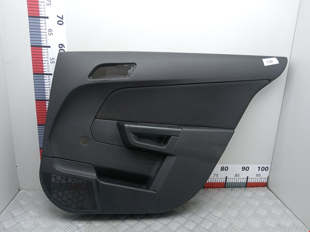 Обшивка двери задняя правая OPEL Astra H/Family 2004-2015