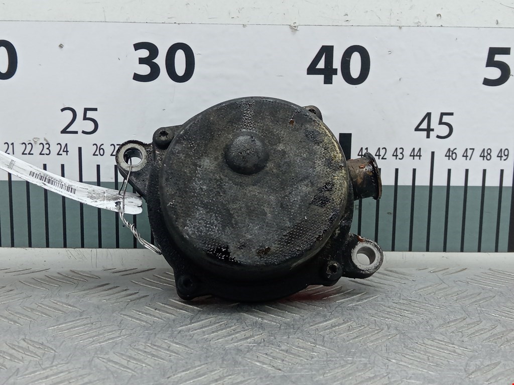 Насос вакуумный BMW 7-Series (E65/E66) (2001-2008)