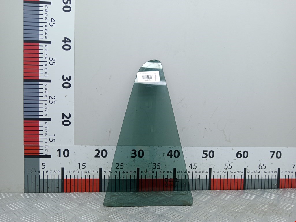 Стекло двери задней правой (форточка) Opel Astra H (2004-2014)