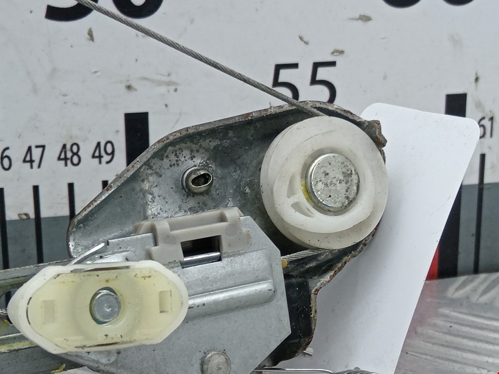 Стеклоподъемник задний правый OPEL Astra H/Family 2004-2015