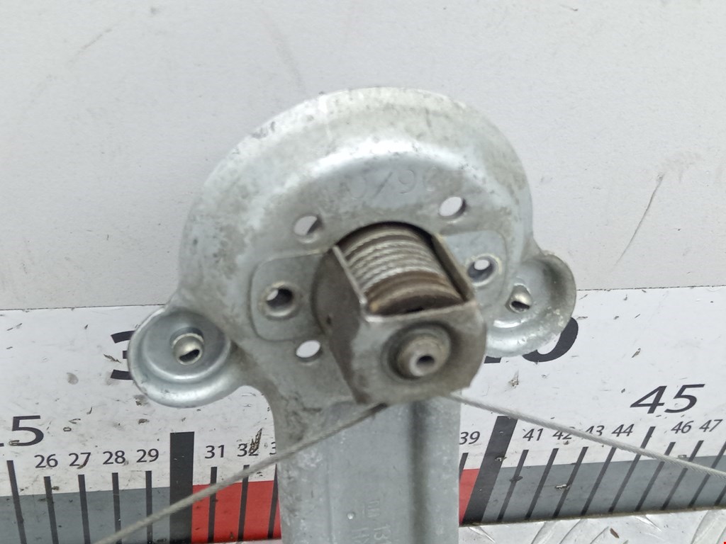 Стеклоподъемник задний правый OPEL Astra H/Family 2004-2015