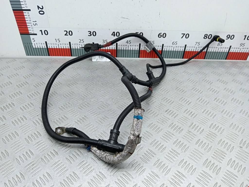 Провод стартера (генератора) BMW 7-Series (E65/E66) (2001-2008)