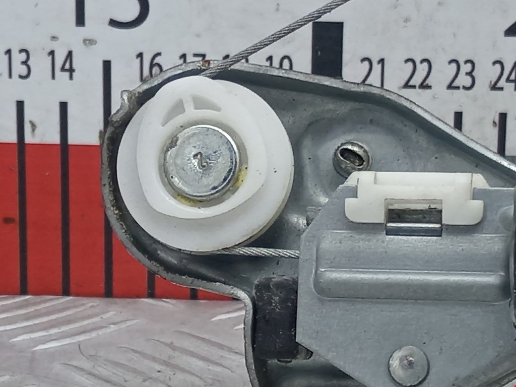 Стеклоподъемник задний левый OPEL Astra H/Family 2004-2015